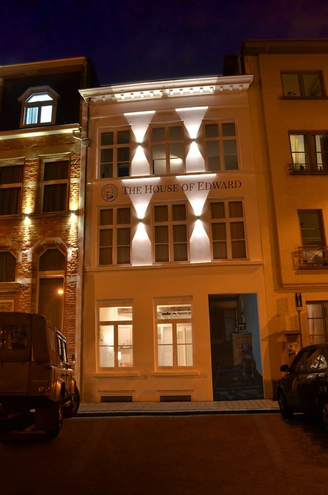 Фото The House of Edward