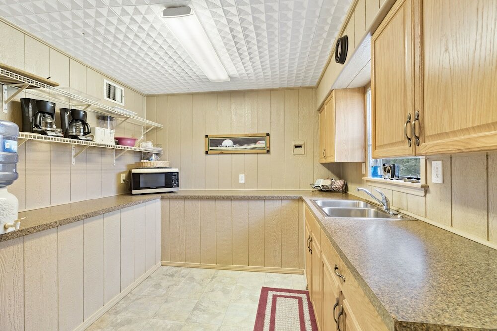 Фото Thunderbird Resort & Event Center