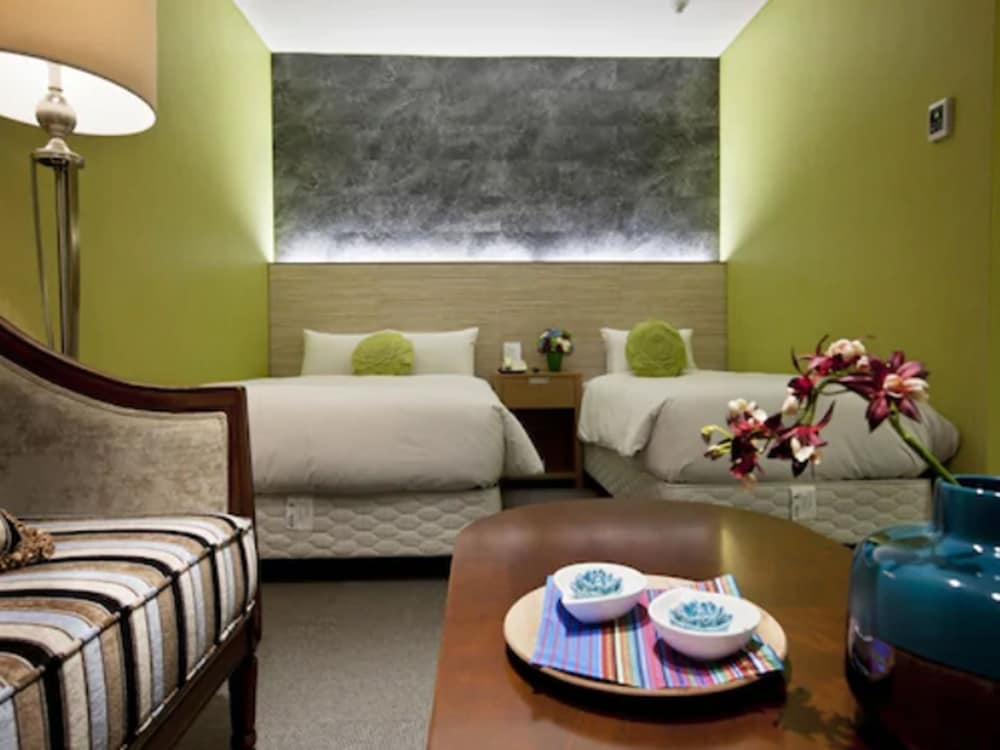 Фото Central Tourist Hotel