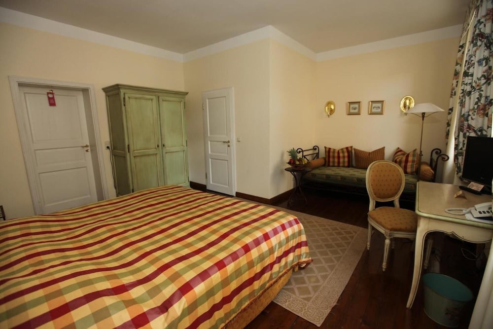 Фото Hotel Zum Bär