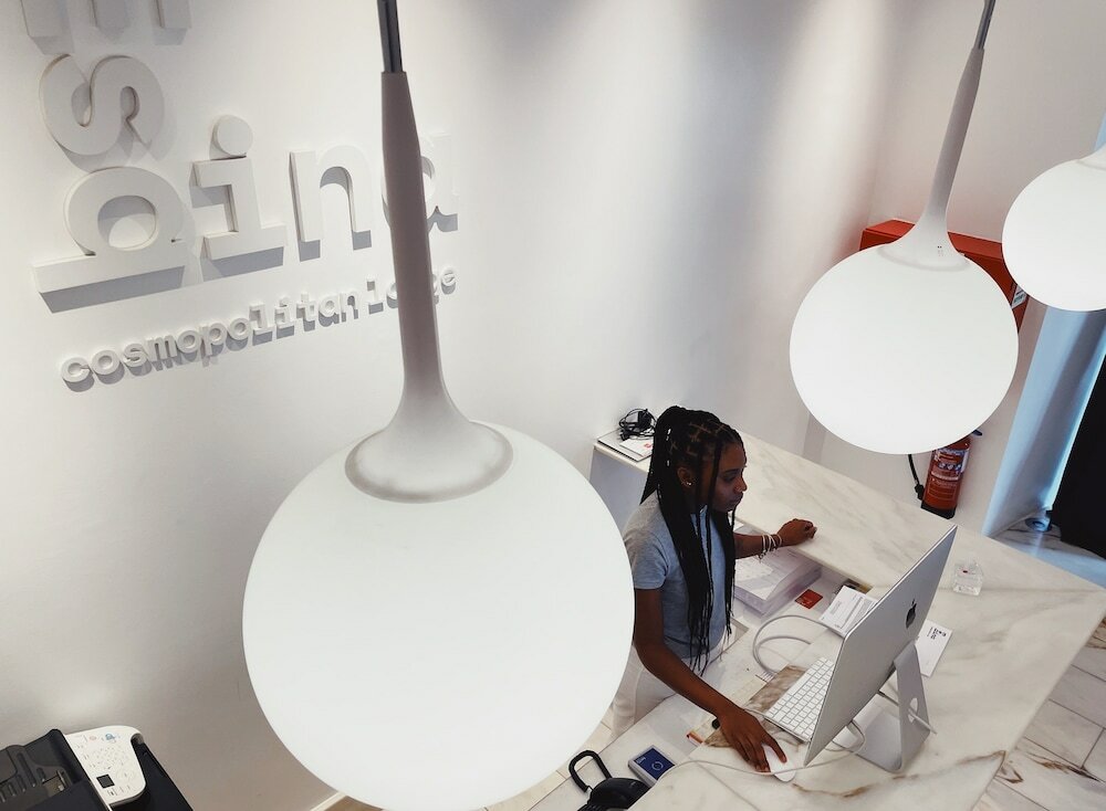 Фото Esqina Cosmopolitan Lodge