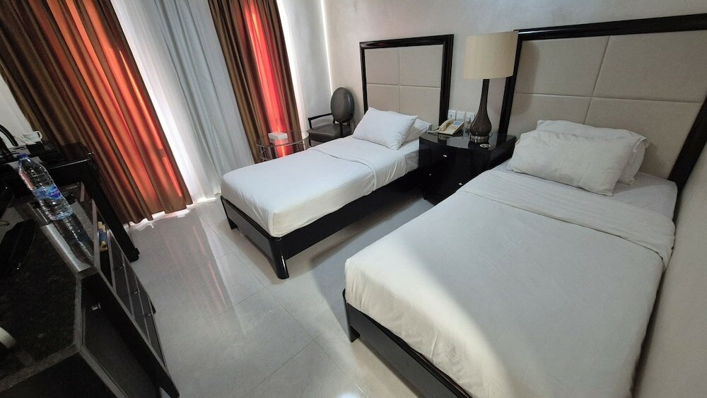 Фото Le Vendôme Hotel