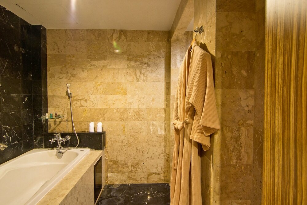 Фото Lk Mantra Pura Resort