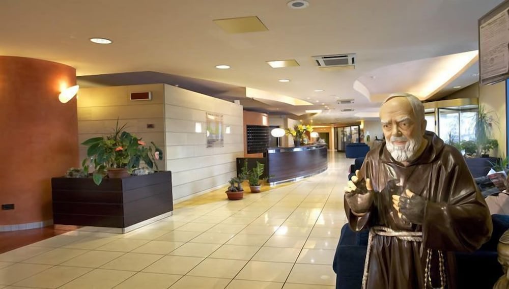 Фото Hotel Gran Paradiso