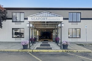 Гостиница Seaport Inn and Suites