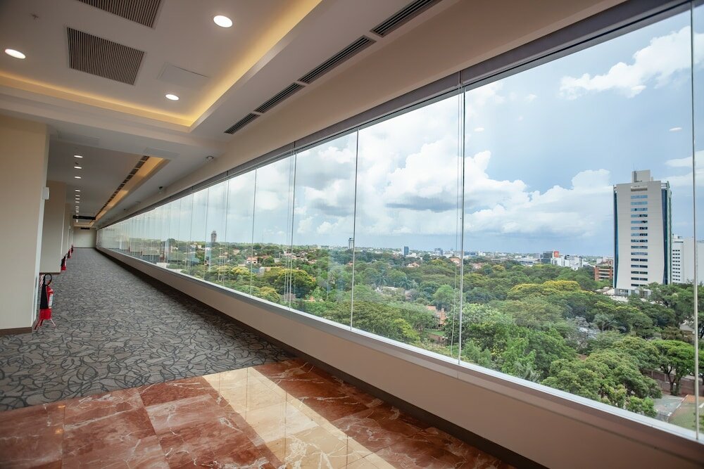 Фото Paseo La Galería Hotel & Suites