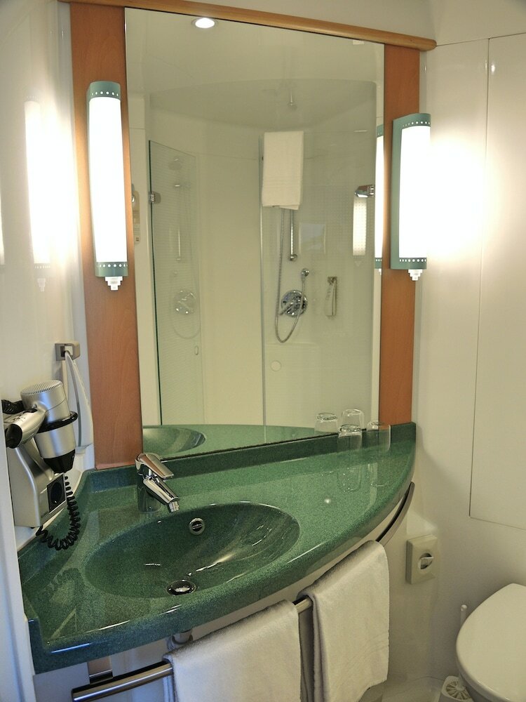 Фото B&b Hotel Frankfurt-Messe