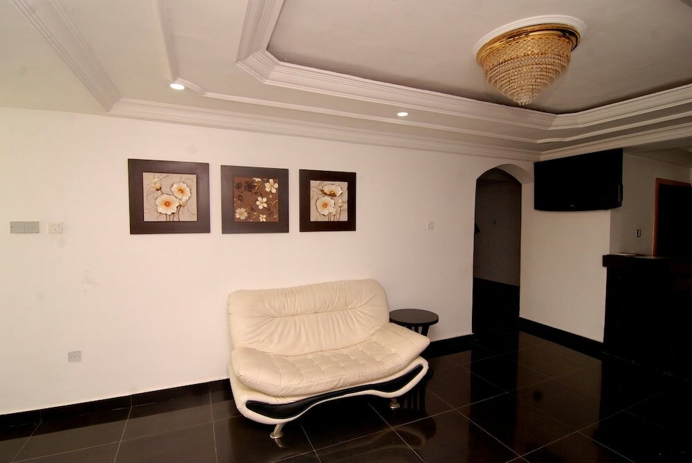 Фото Belvoir Hotel