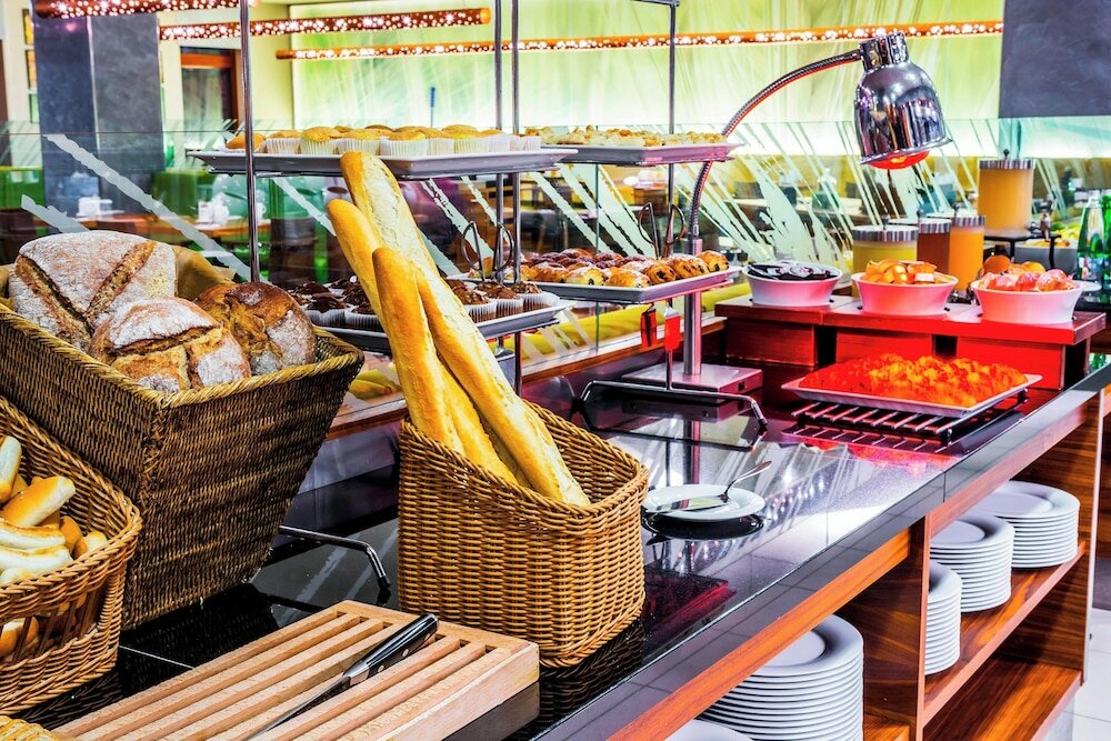 Фото Courtyard by Marriott Pilsen