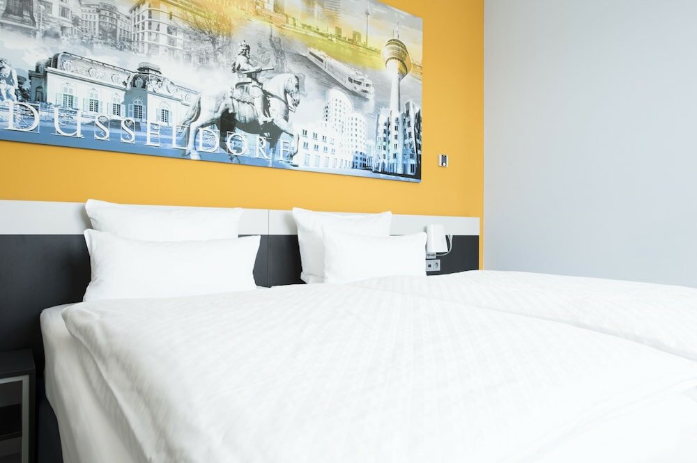 Фото Carathotel Düsseldorf City