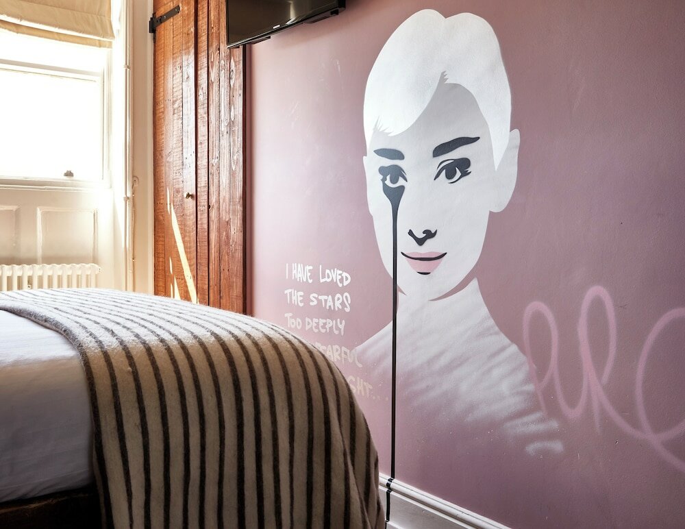 Фото Artist Residence Brighton