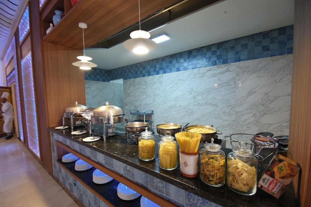 Фото Palm Plaza Hotel & SPA