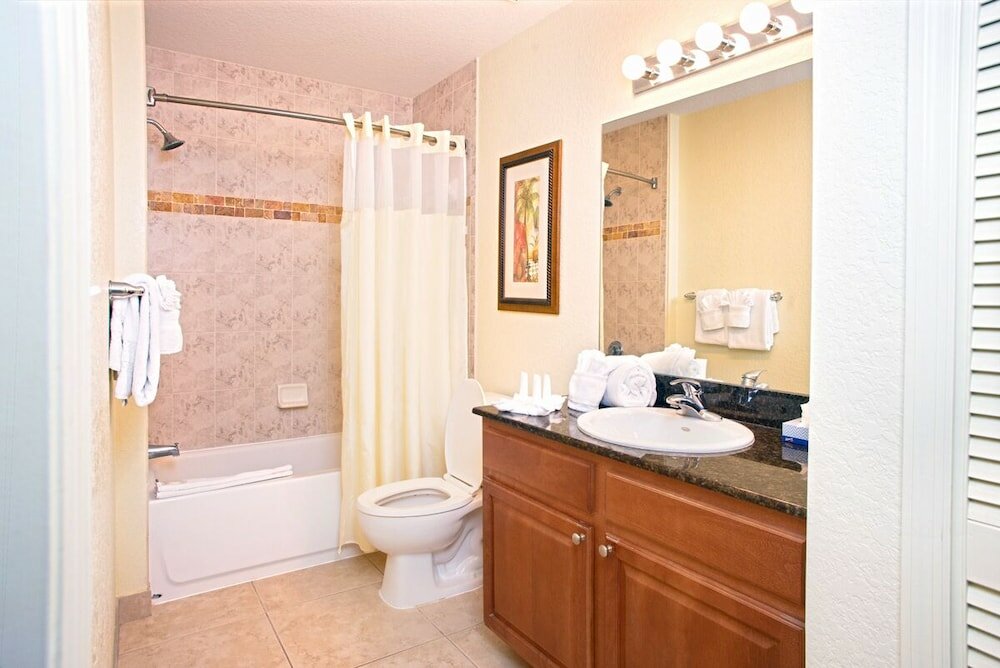 Фото Lake Buena Vista Resort Village & SPA