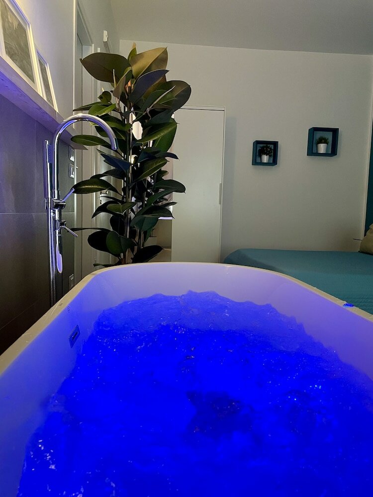 Фото Le Coq Rooms&Suite