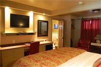 Фото Highland Haven Creekside Inn