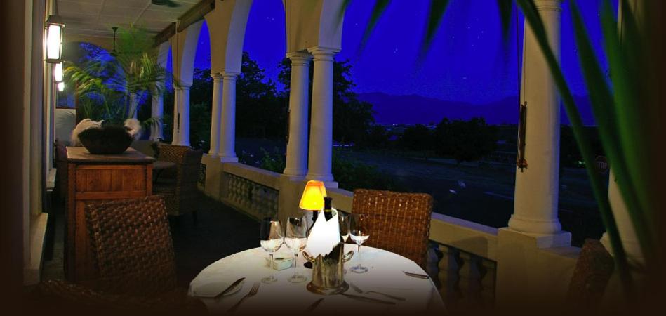 Фото The Royal Hotel