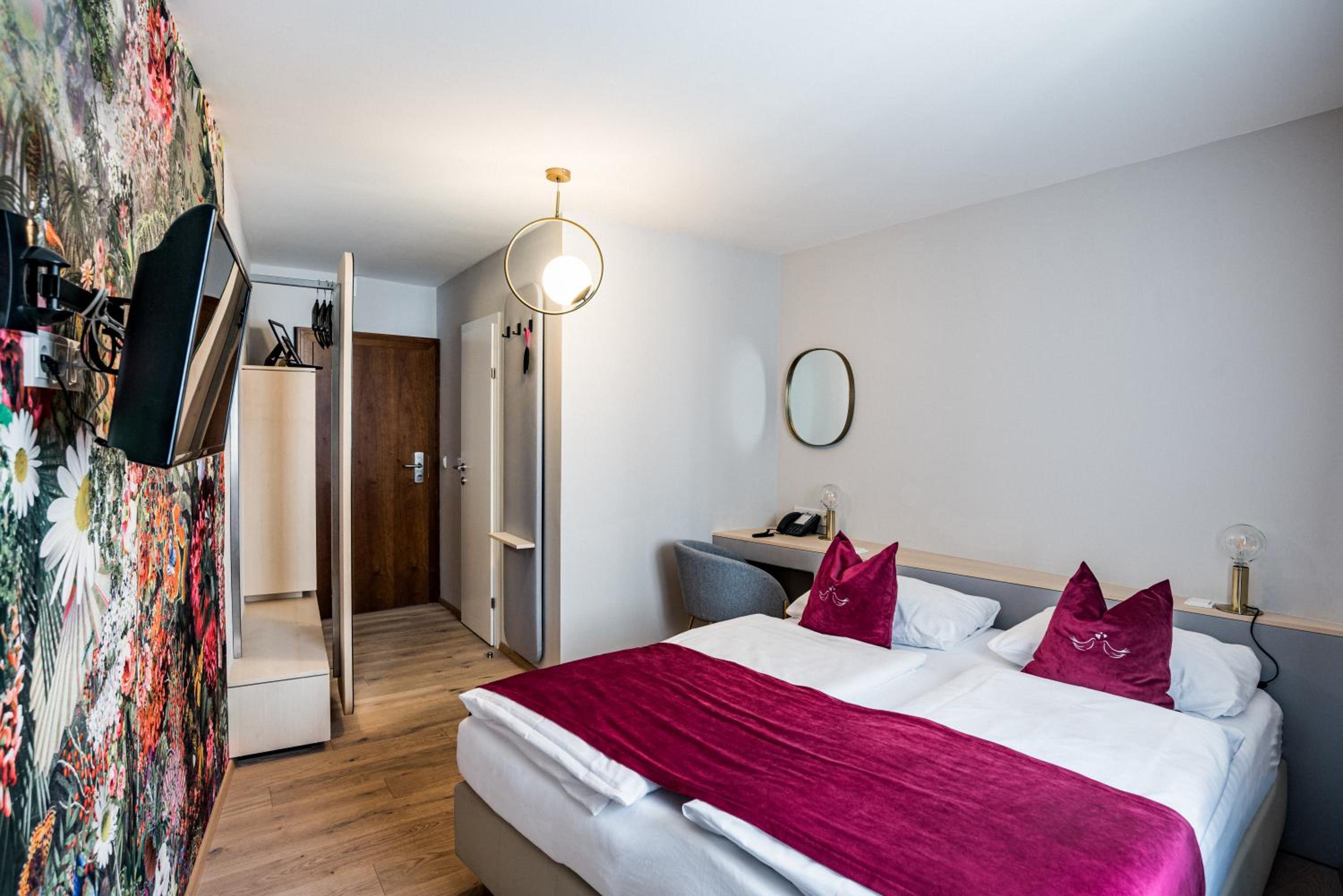 Фото Altstadthotel Weisse Taube