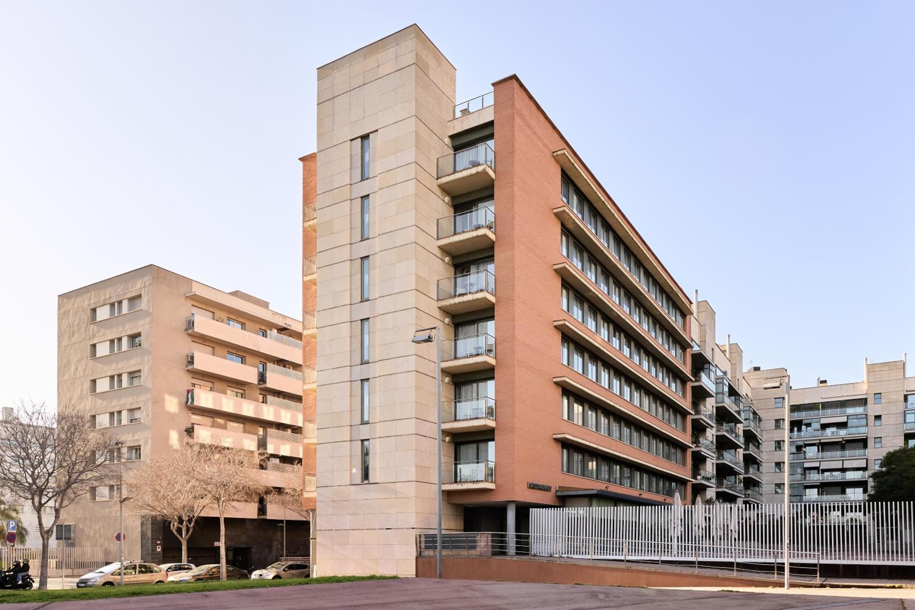 Фото Hotel Nh Hesperia Barcelona del Mar