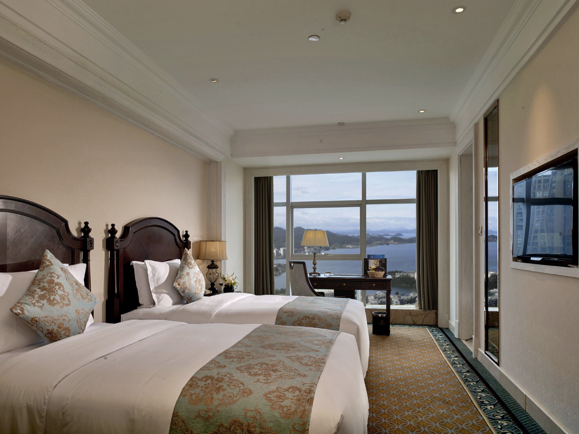 Фото Yinxin Century Hotel