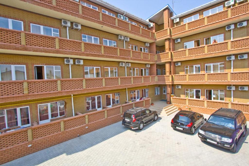 Фото отеля 1