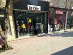 In City (Jafar Khandan Street, 150C) ، متجر ملابس