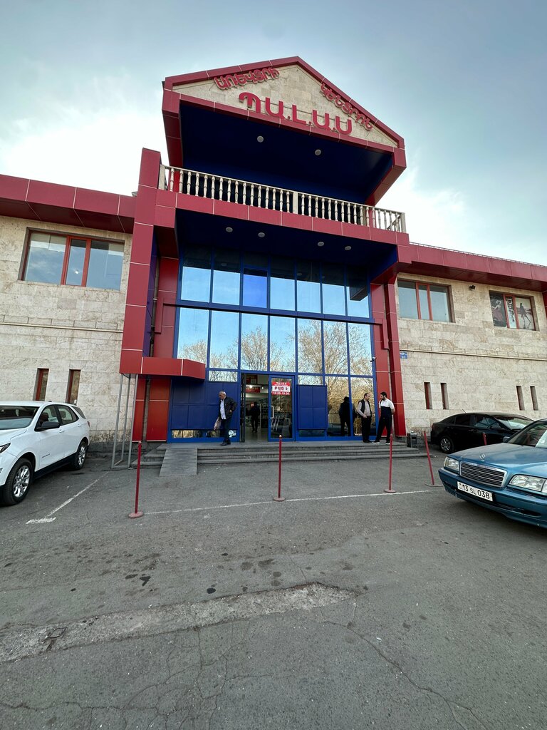 Clothing store Solidus, Yerevan, photo