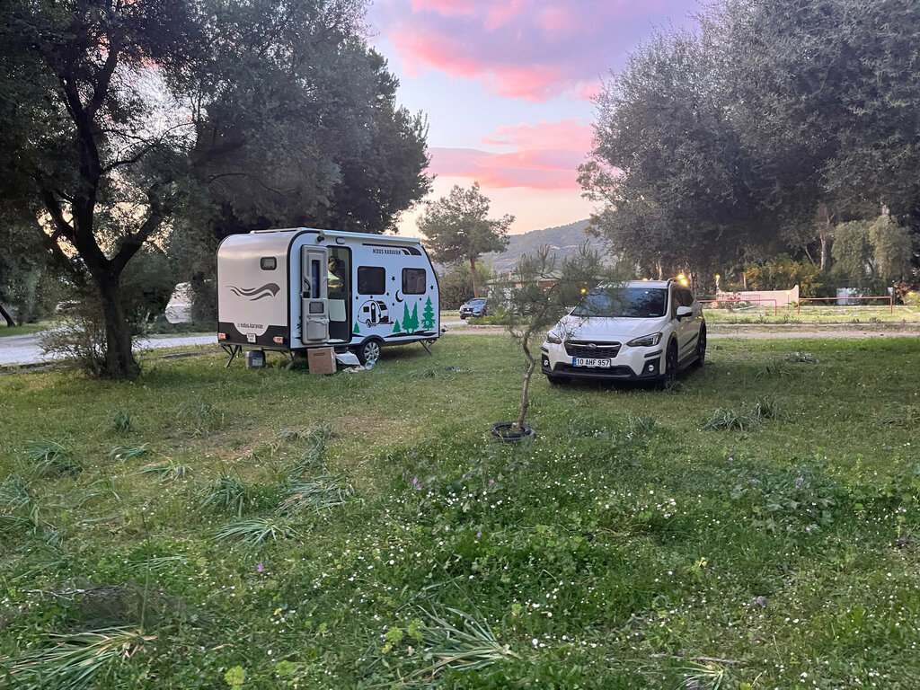 Vans and trailers Nidus Caravan, Dikili, photo