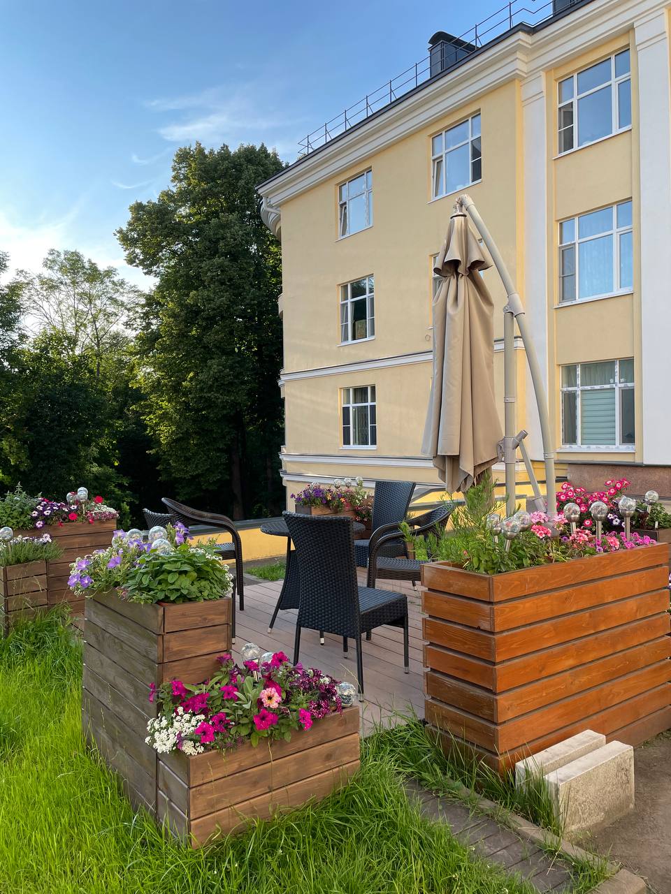 Фото отеля 1