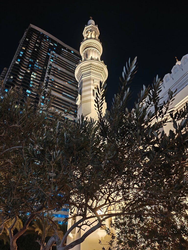 Mosque Al Qasba Masjid, Sharjah, photo