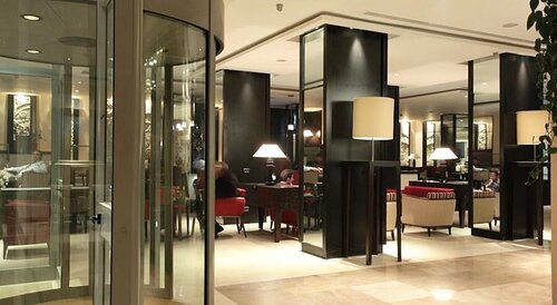 Гостиница Ambassadeurs Hotel в Тунисе