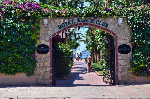 Гостиница Royal Garden Beach Hotel в Конаклы