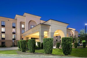 Гостиница Hampton Inn & x26; Suites Pensacola/Gulf Breeze в Пенсаколе