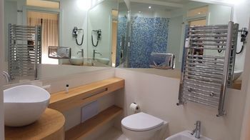 Фото Lhp Suite Napoli - Parco Margherita