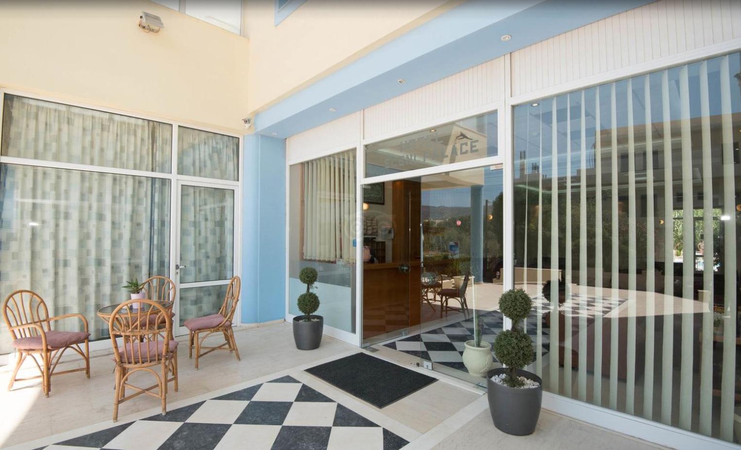 Фото Eleni Palace