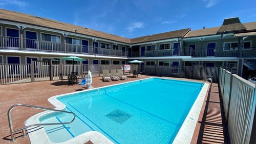 Гостиница SureStay Hotel by Best Western Santa Cruz