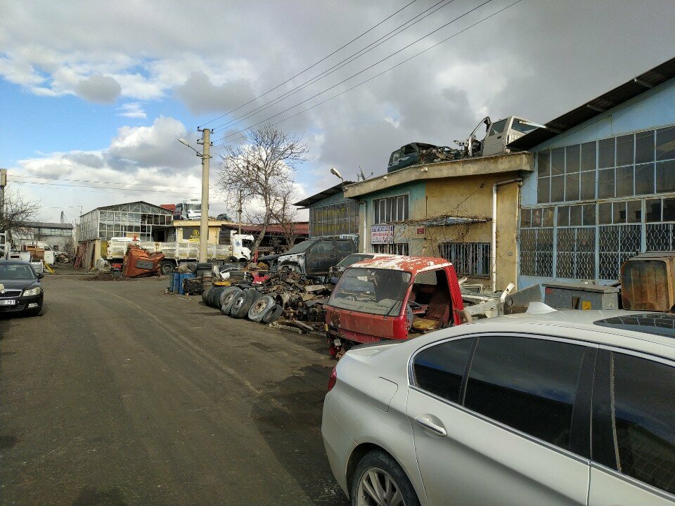 Auto parts and auto goods store Karacaylilar Auto Scrap, Konya, photo