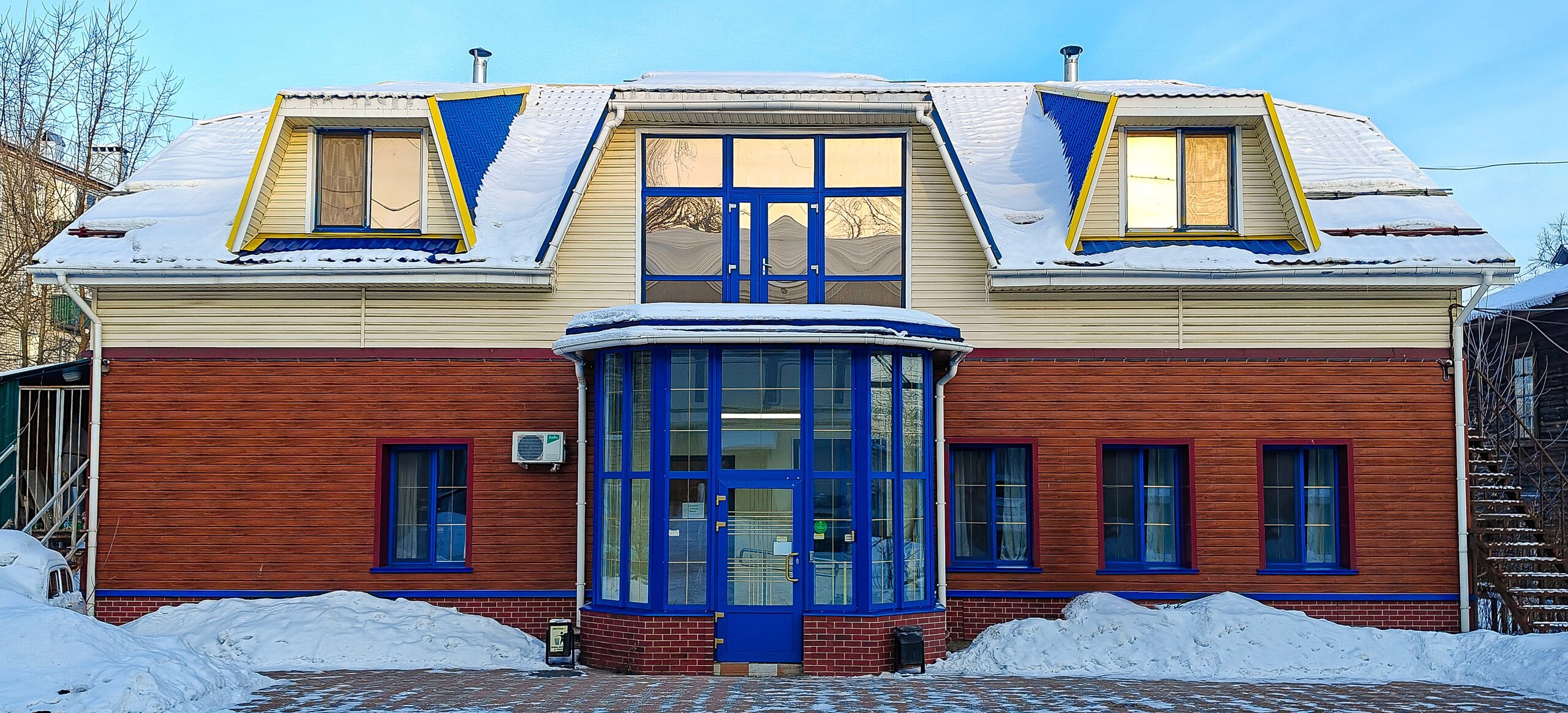 Фото отеля 1