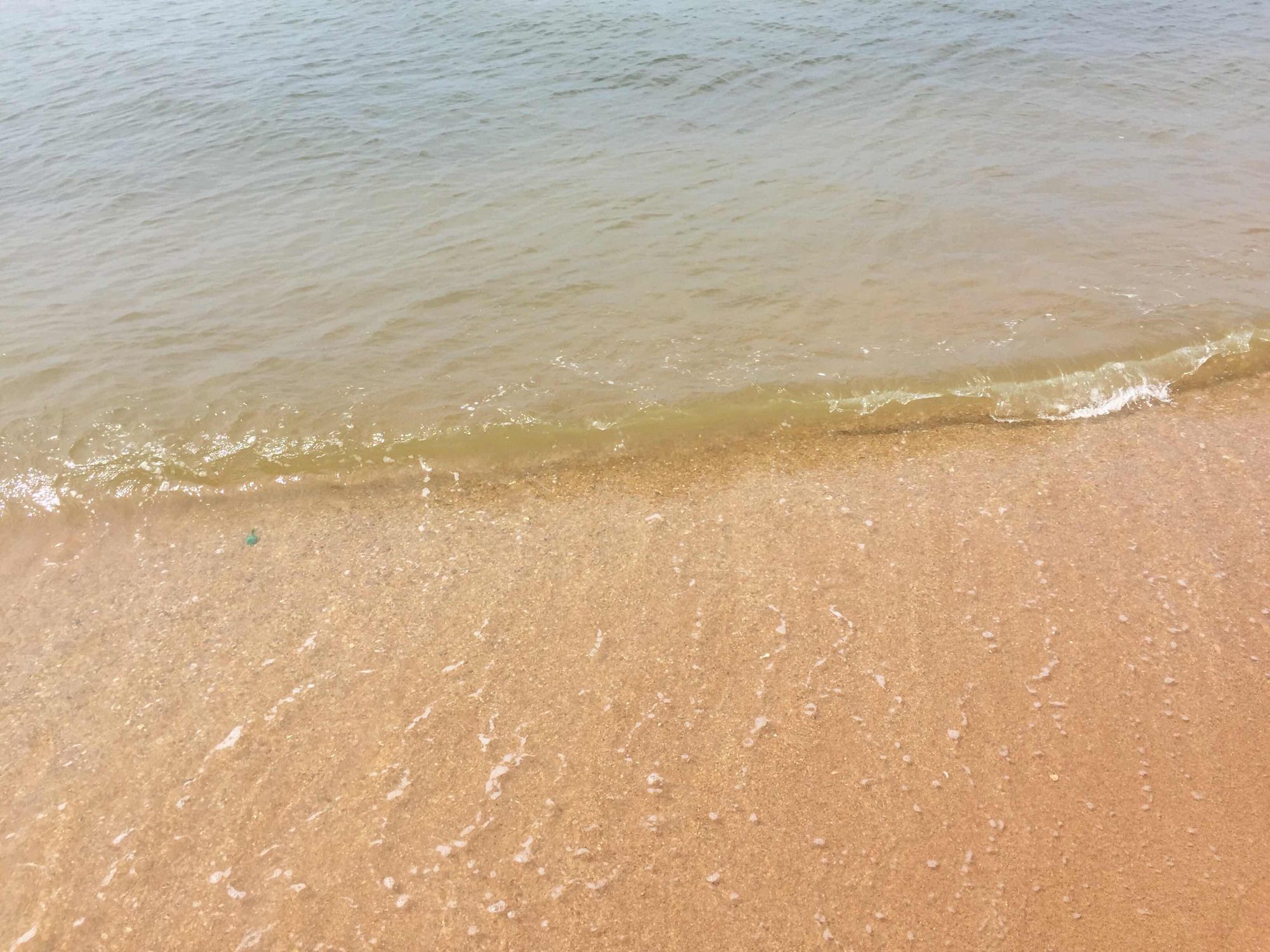 Фото Baan Dhewaran Beachfront Villa