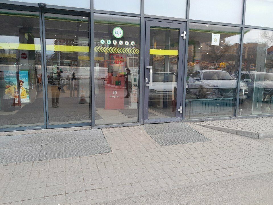 Convenience store Compass ExpressMarket, Astana, photo