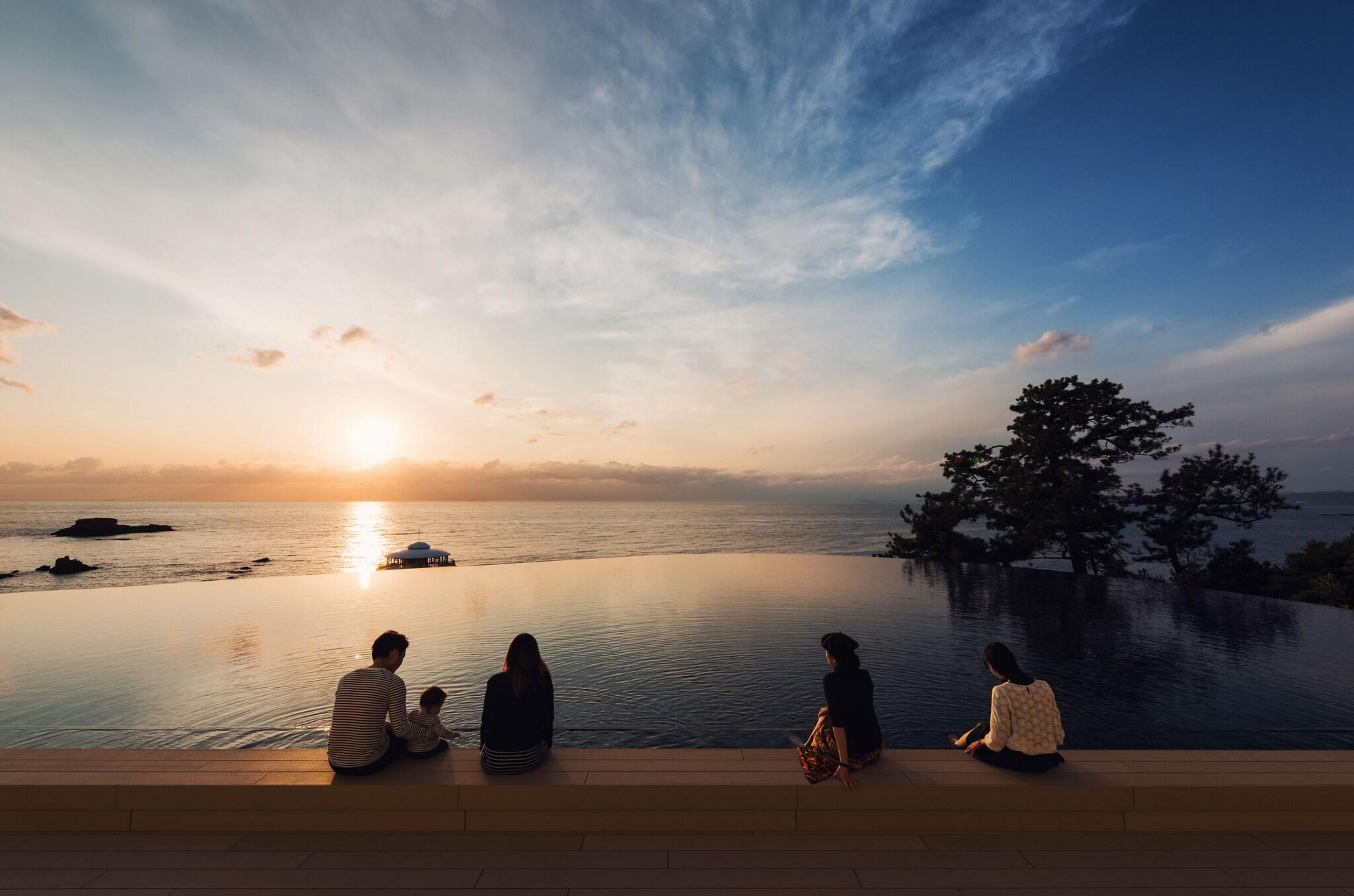 Фото Shirahama Key Terrace Seamore Residence