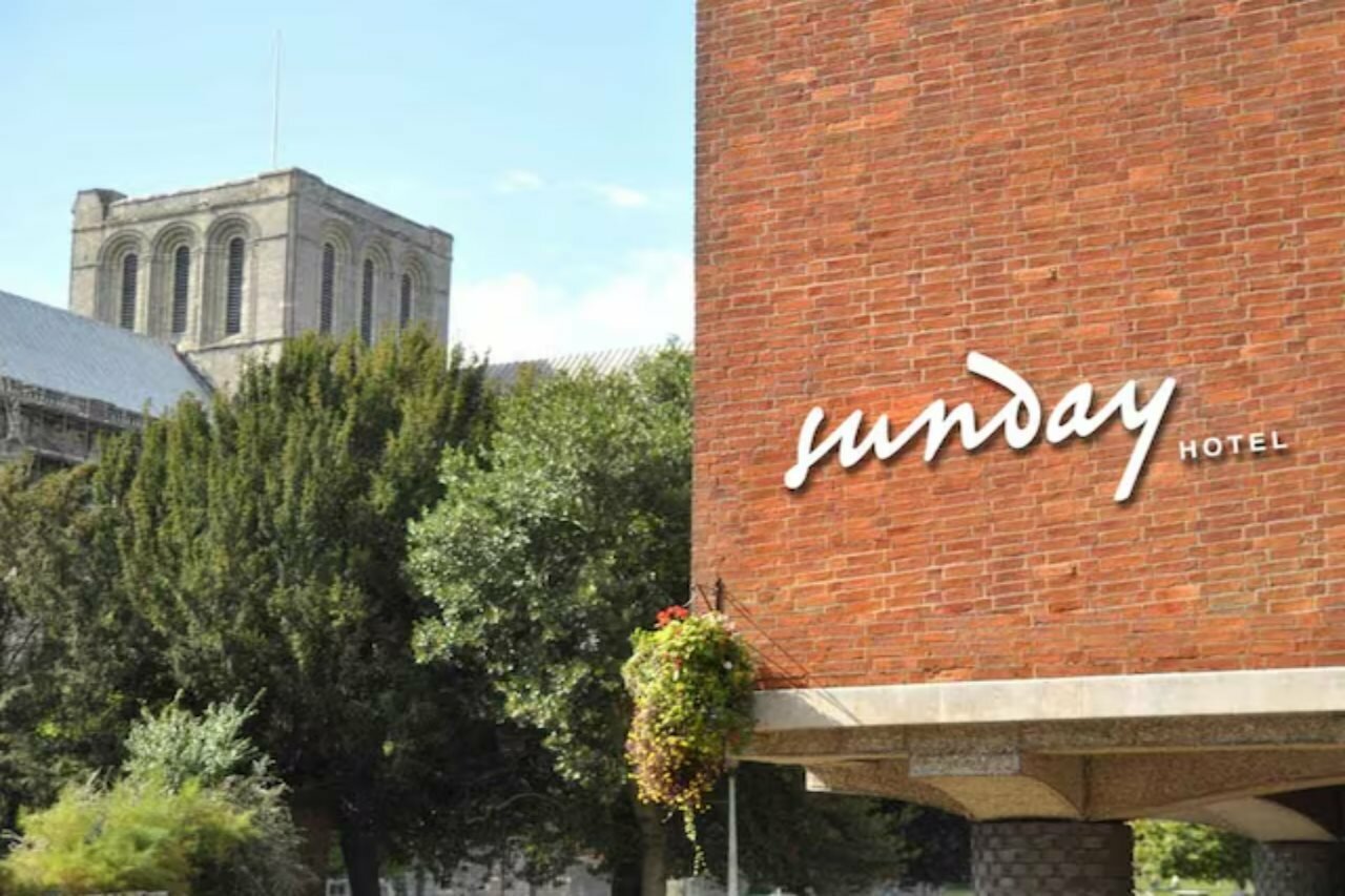 Фото Mercure Winchester Wessex Hotel