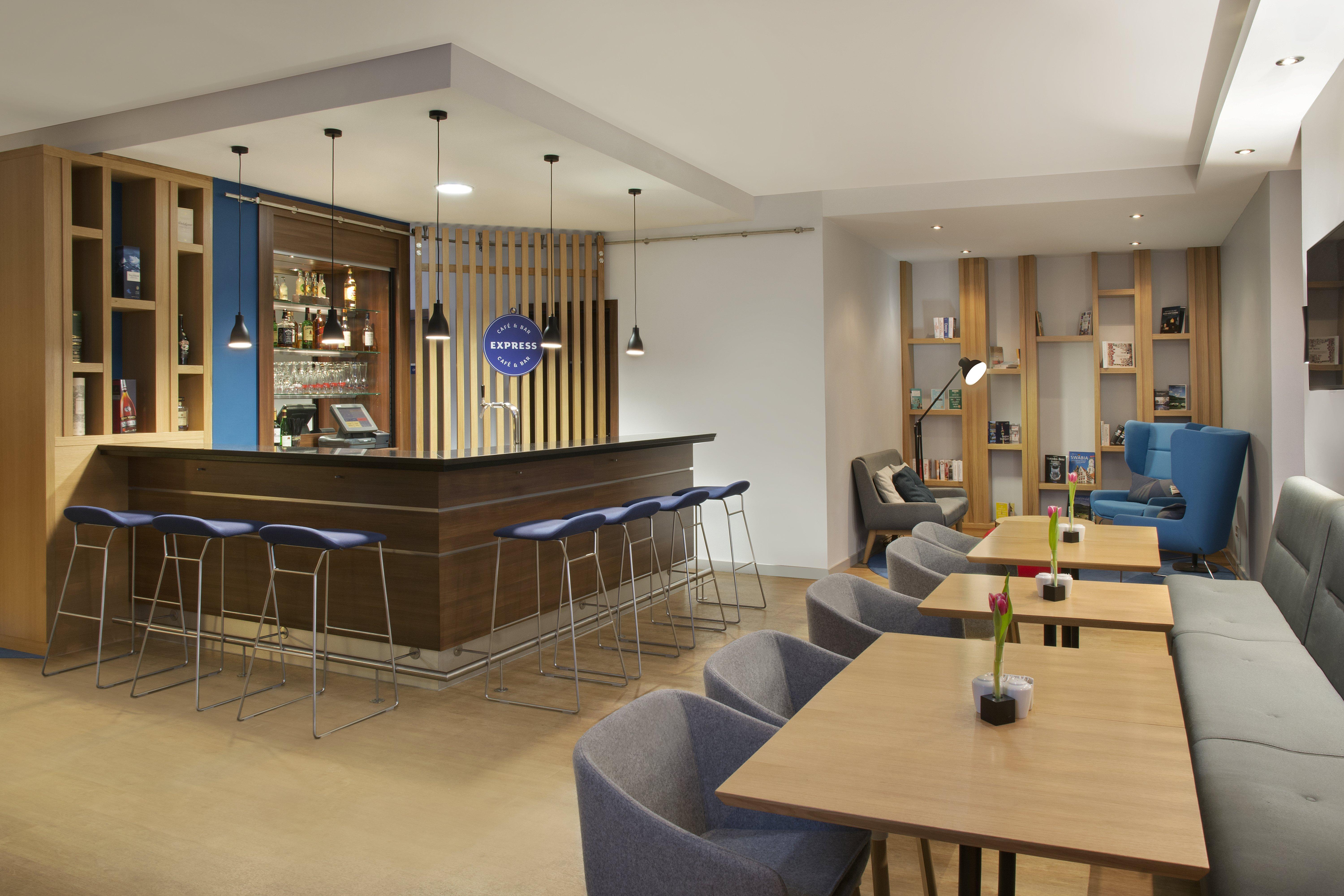 Фото Premier Inn Stuttgart Airport