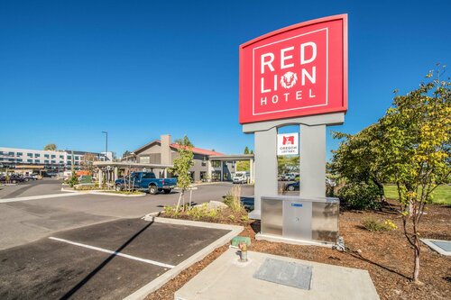 Гостиница Red Lion Hotel Portland Airport