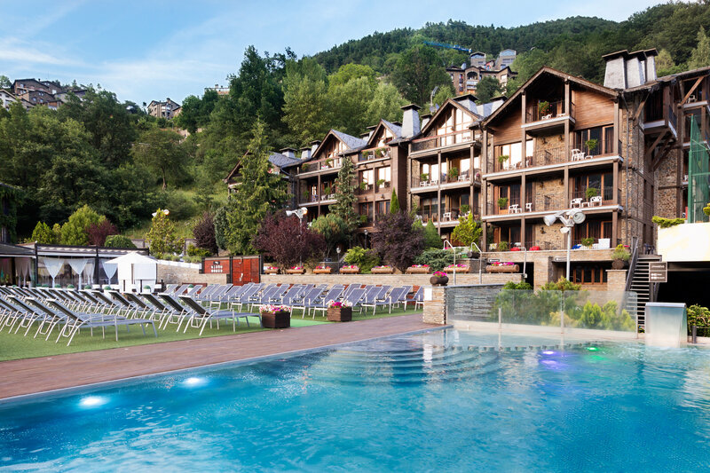 Гостиница Hotel Anyóspark Mountain & Wellness Resort