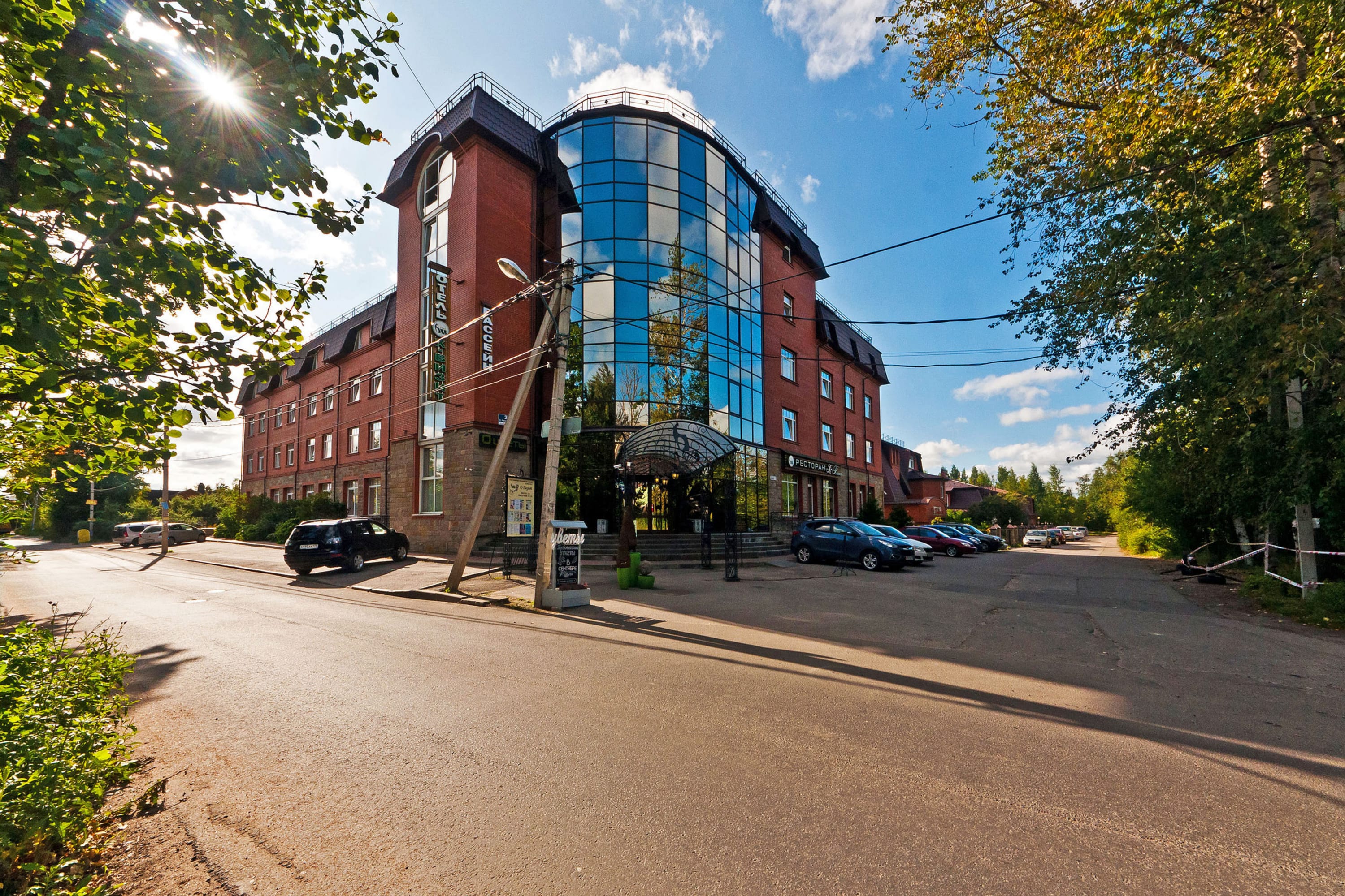 Фото отеля 1