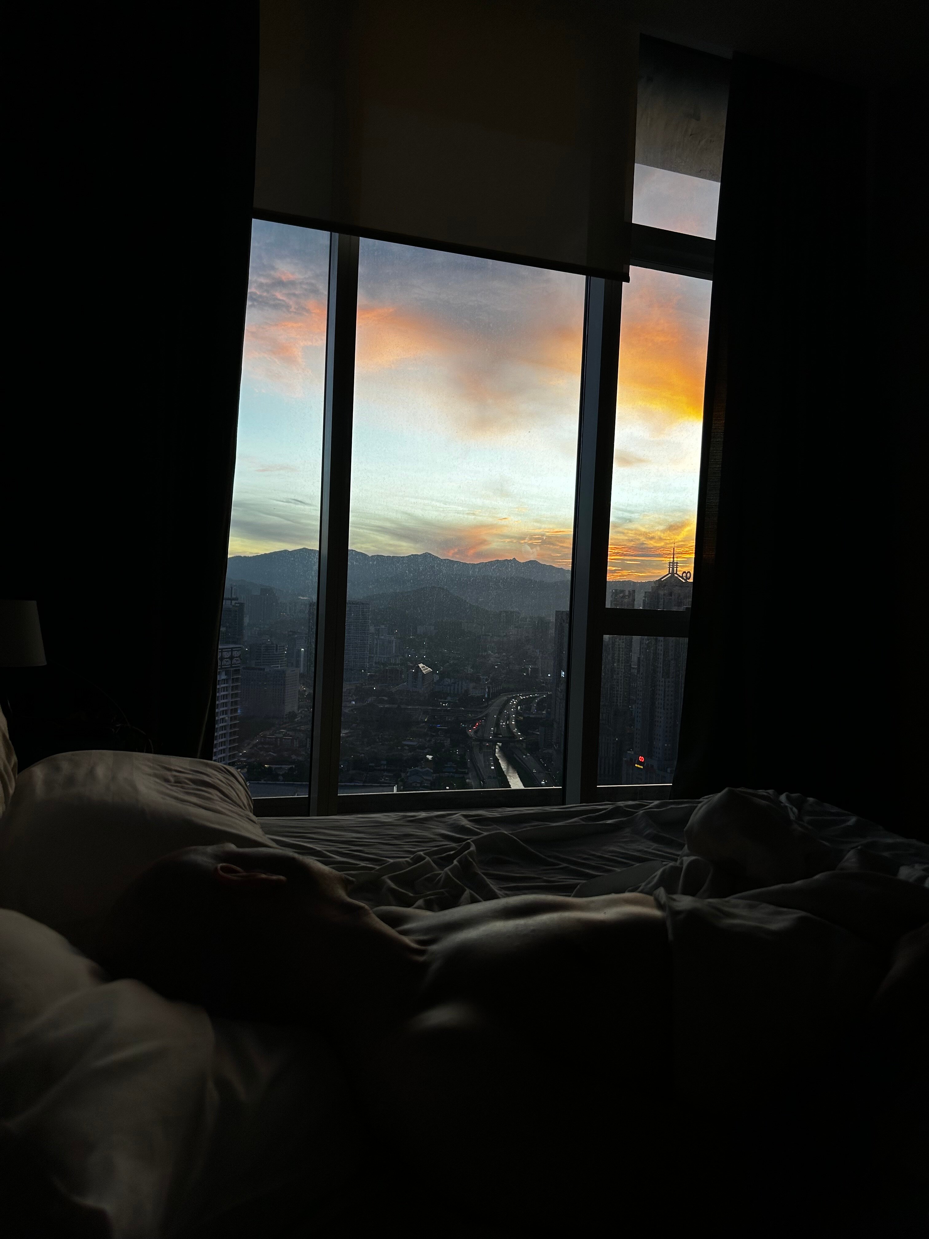 Фото Platinum Klcc Kuala Lumpur by SabaSuites