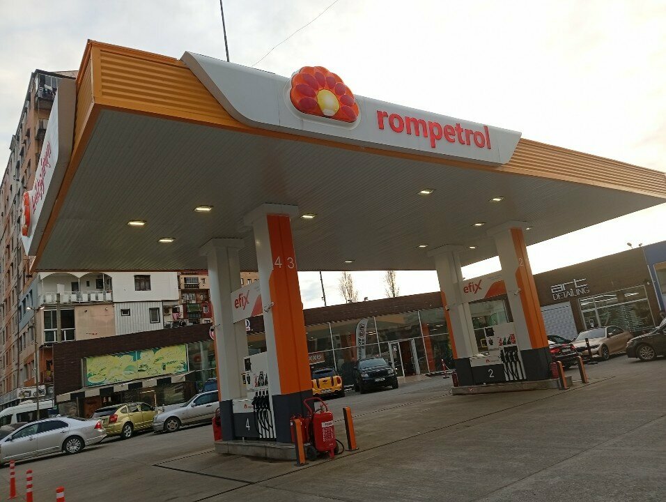 Gas station Rompetrol, Batumi, photo