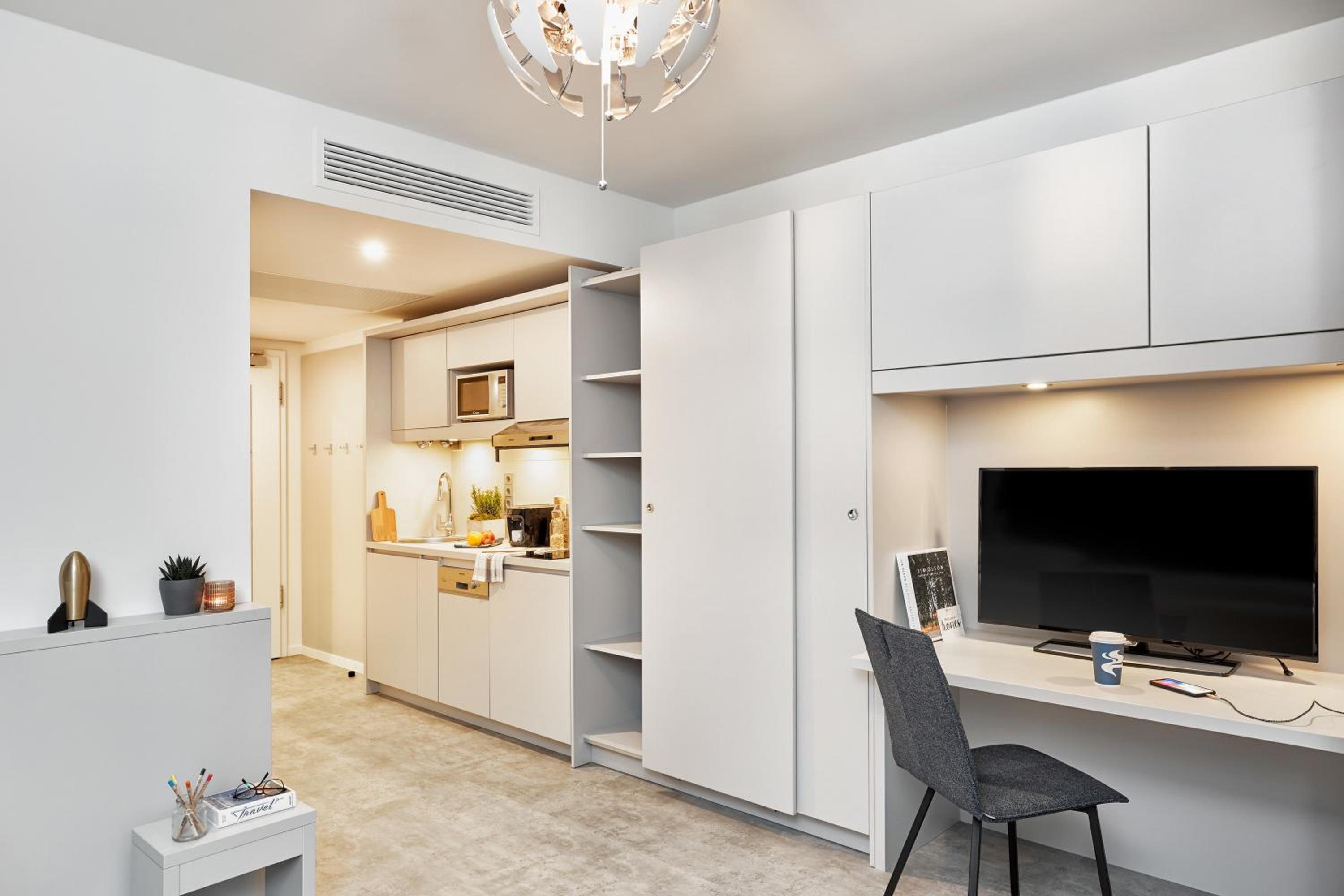 Фото H. ome Serviced Apartments München