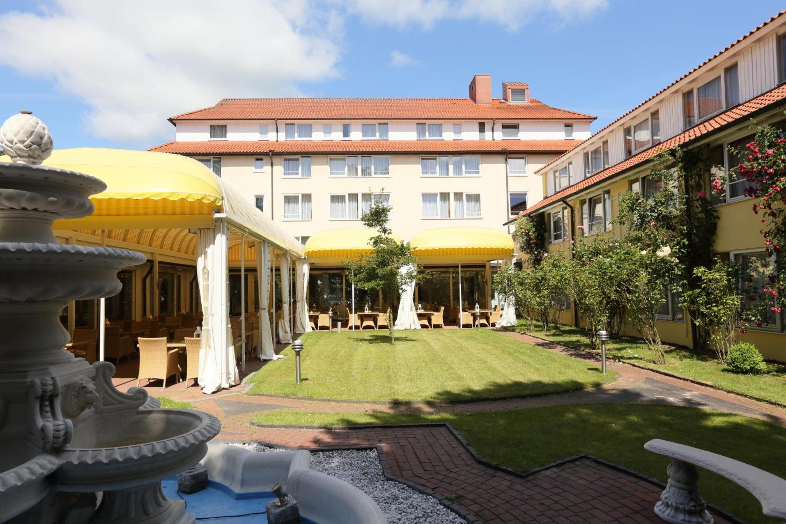 Фото Parkhotel Stader Hof