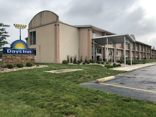 Гостиница Days Inn by Wyndham Grove City Columbus South